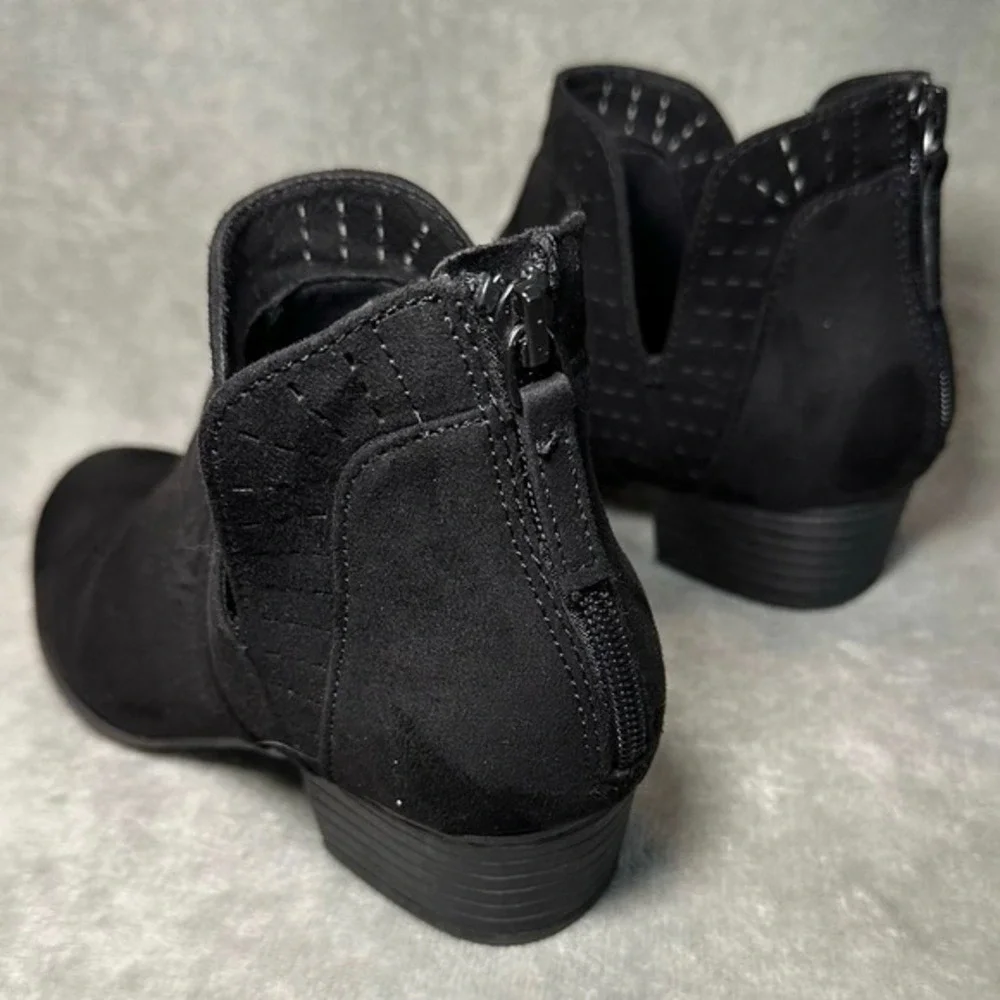 Self Esteem Ankle Bootie Women 6M Black Laser Cut Perforated Back Zip Block Heel